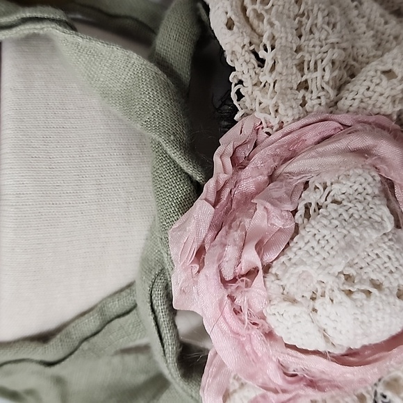 ♥️JABOT🩷 🌹👸🏼⚘️MOSSIE ANNA ARTISAN DESIGN NWT OOAK - Picture 7 of 10